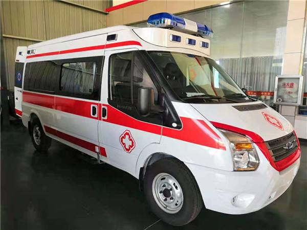 稻城县福特V362救护车